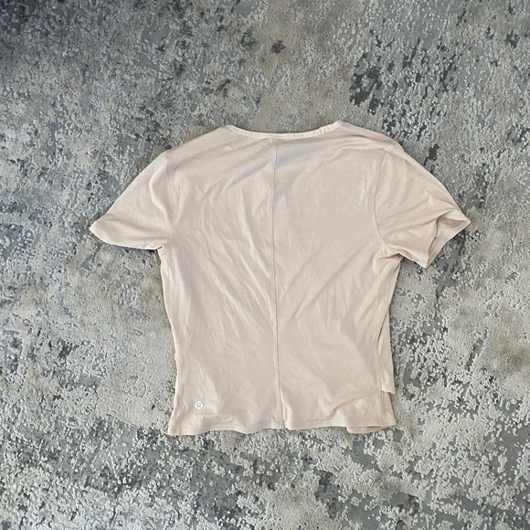 Lululemon Shirt - Picture 4 of 4